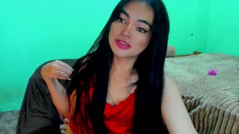 Snapshot of krystal_angel chatting on 05/08/26, 03:56 krystal_angel online show from 05/08/26, 03:56