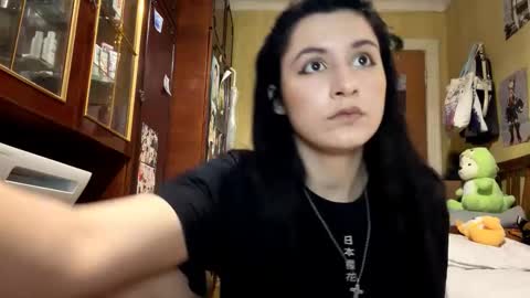 Snapshot of krystleprzygocki chatting on 02/17/26, 08:26 Mira online show from 02/17/26, 08:26