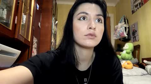 Snapshot of krystleprzygocki chatting on 02/25/26, 08:29 Mira online show from 02/25/26, 08:29