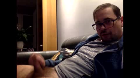 Snapshot of krzysztof1977 chatting on 09/19/25, 08:53 krzysztof1977 online show from 09/19/25, 08:53