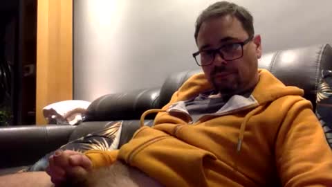 krzysztof1977 online show from 04/14/26, 08:59