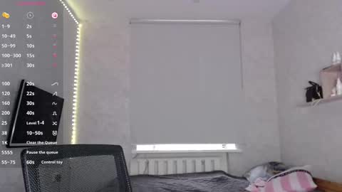 Snapshot of kseni_a chatting on 05/26/26, 02:13 Ksenia online show from 05/26/26, 02:13