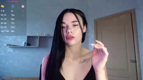 Snapshot of kseni_a chatting on 07/29/26, 07:17 Ksenia online show from 07/29/26, 07:17