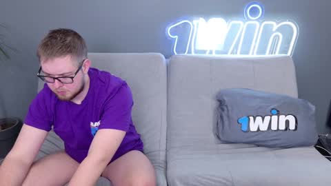 Snapshot of ksenyahot chatting on 12/07/24, 08:11 WebcamWhore online show from 12/07/24, 08:11