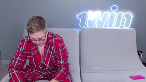 Snapshot of ksenyahot chatting on 01/01/25, 10:54 WebcamWhore online show from 01/01/25, 10:54