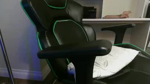 Kevin online show from 12/04/24, 07:17