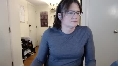 Cait online show from 04/25/26, 09:12