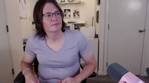 Cait online show from 05/30/26, 05:48