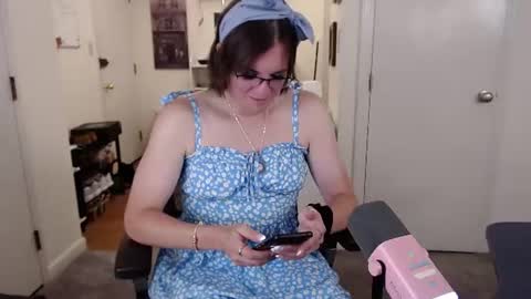 Cait online show from 06/25/26, 12:54