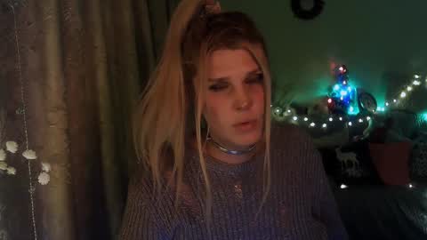 Annika  MTF ts post -op online show from 12/03/24, 01:32