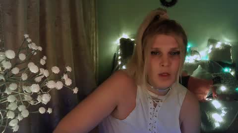 Annika  MTF ts post -op online show from 12/29/24, 02:00