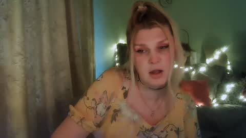 Annika  MTF ts post -op online show from 02/01/25, 11:21