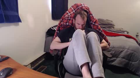 Kuggy online show from 01/04/25, 02:46