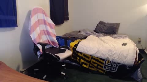 Kuggy online show from 12/13/25, 10:59