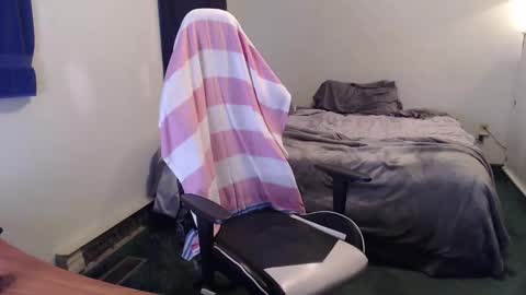 Kuggy online show from 04/23/26, 12:12