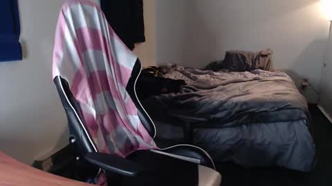 Kuggy online show from 04/24/26, 10:12