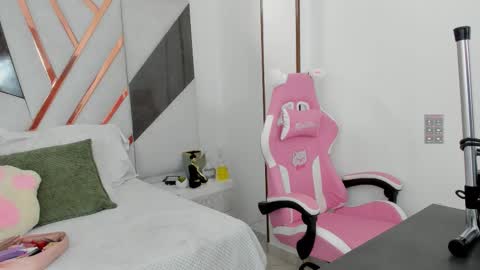 SARA online show from 10/20/25, 12:16