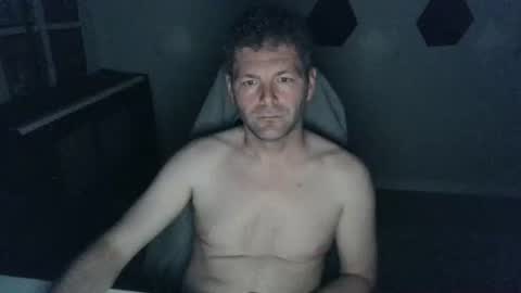 kuk_you online show from 11/15/25, 04:54