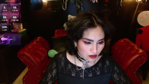 Snapshot of kureiji_fetish chatting on 01/16/25, 06:56 Fetiche Woman online show from 01/16/25, 06:56