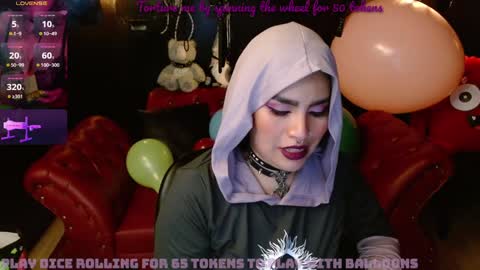 Snapshot of kureiji_fetish chatting on 01/29/25, 06:01 Fetiche Woman online show from 01/29/25, 06:01