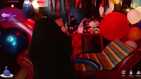 Snapshot of kureiji_fetish chatting on 09/19/25, 10:43 Fetiche Woman online show from 09/19/25, 10:43
