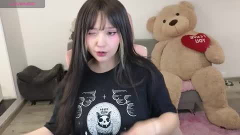 Snapshot of kurochan420 chatting on 03/18/26, 03:31 Andy online show from 03/18/26, 03:31