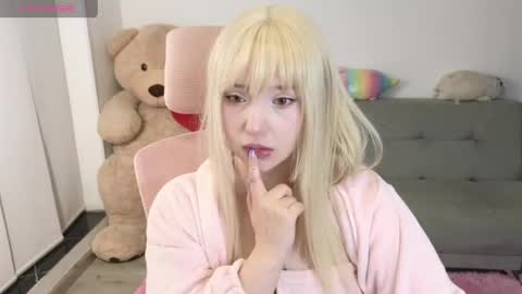 Snapshot of kurochan420 chatting on 06/04/26, 04:07 Andy online show from 06/04/26, 04:07