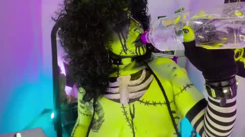 Snapshot of kuromi_bush chatting on 05/06/26, 09:03 IM KUROMI - MY NEXT STREAM - SATURDAY- 31 JANUARY 2026 - 10PM EST DONT MISS IT online show from 05/06/26, 09:03