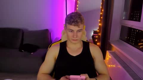 kurt_hanssen online show from 10/21/25, 08:31