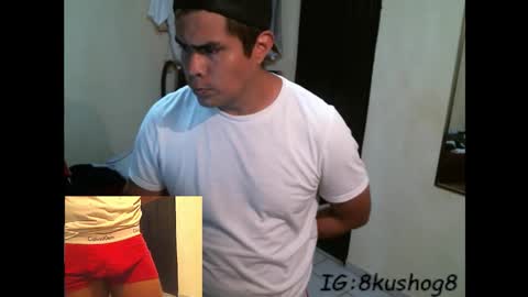 Snapshot of kushlozter chatting on 02/10/26, 04:00 kushlozter online show from 02/10/26, 04:00