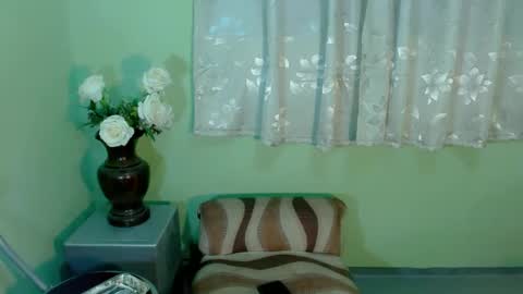 Kween online show from 02/04/25, 03:15