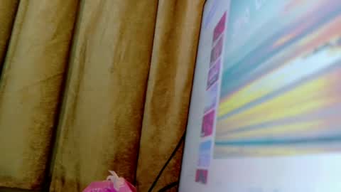 Snapshot of kween_romance chatting on 06/15/26, 09:17 Kween online show from 06/15/26, 09:17