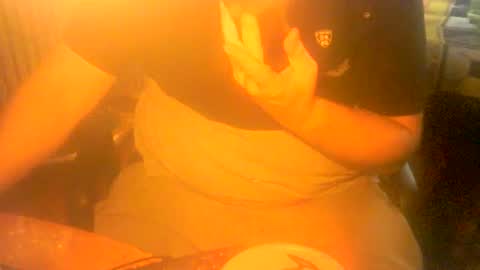 kwiatkowski9808 online show from 08/05/26, 06:27