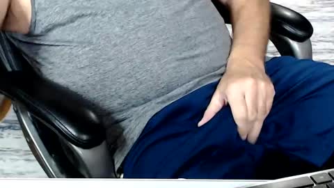 Snapshot of kwib34 chatting on 09/27/25, 10:09 kwib34 online show from 09/27/25, 10:09