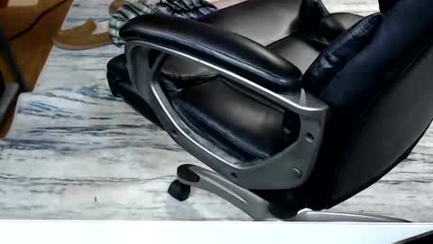 Snapshot of kwib34 chatting on 10/03/25, 03:03 kwib34 online show from 10/03/25, 03:03