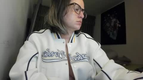 kyhara online show from 04/23/26, 01:29