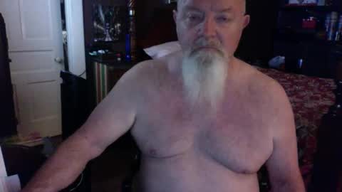 Snapshot of kyhgihntight chatting on 09/27/25, 04:06 Nick Nude Celt KYHighNTight online show from 09/27/25, 04:06