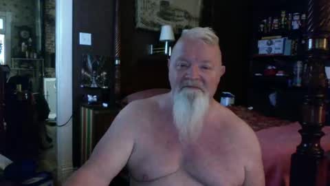 Snapshot of kyhgihntight chatting on 02/17/26, 09:32 Nick Nude Celt KYHighNTight online show from 02/17/26, 09:32