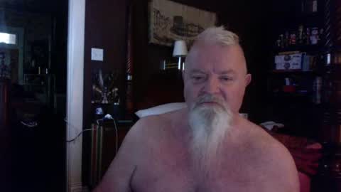 Snapshot of kyhgihntight chatting on 03/18/26, 07:06 Nick Nude Celt KYHighNTight online show from 03/18/26, 07:06