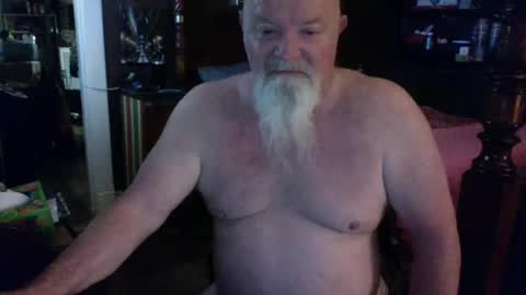 Snapshot of kyhgihntight chatting on 04/30/26, 01:01 Nick Nude Celt KYHighNTight online show from 04/30/26, 01:01
