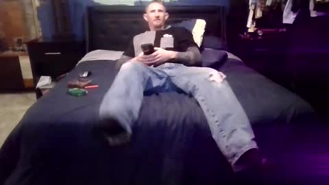 Snapshot of kyl3baron3 chatting on 02/22/25, 10:52 kyl3baron3 online show from 02/22/25, 10:52