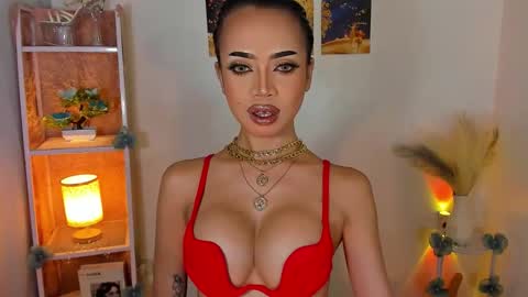 YoungMisstressKyla not into cheap online show from 11/19/25, 08:14