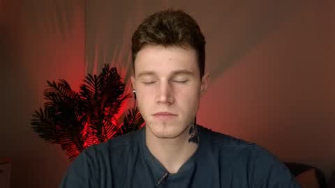 Kyle online show from 12/10/24, 07:32