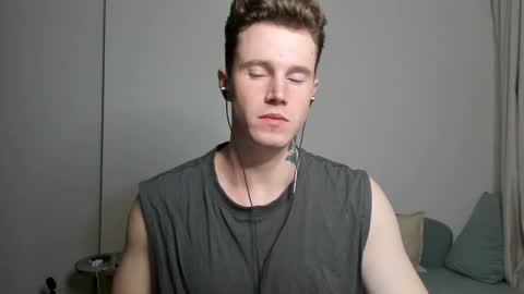 Kyle online show from 12/21/24, 07:27