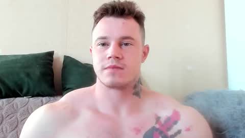 Snapshot of kyle_4u chatting on 02/14/26, 07:49 Kyle online show from 02/14/26, 07:49