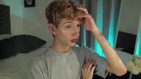 Kyle Cooper online show from 12/17/24, 02:55