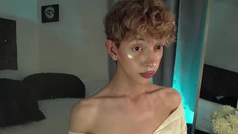 Kyle Cooper online show from 12/22/24, 04:06