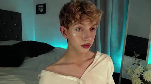 Kyle Cooper online show from 12/29/24, 05:21