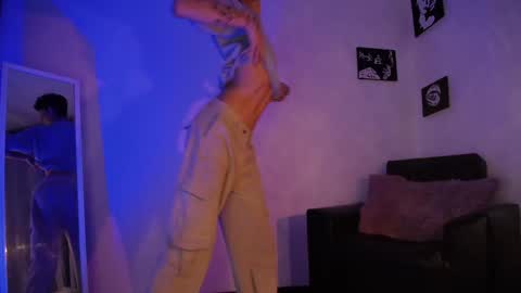 Kyle Cooper online show from 01/22/25, 04:34