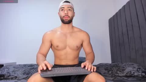 Kyle collinz online show from 10/14/25, 09:48